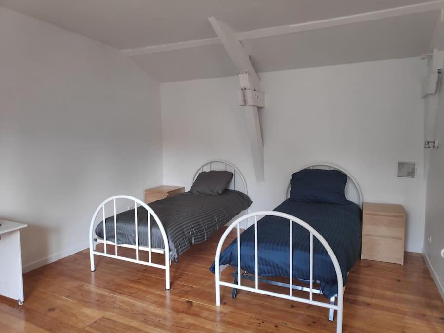 Maison 4 Personnes Caillac Zewnętrze zdjęcie