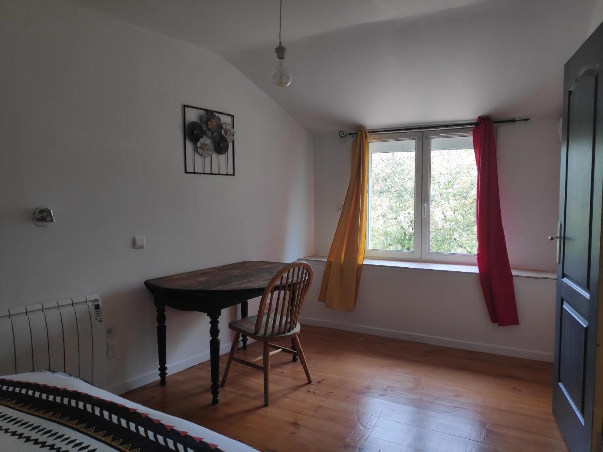 Maison 4 Personnes Caillac Zewnętrze zdjęcie