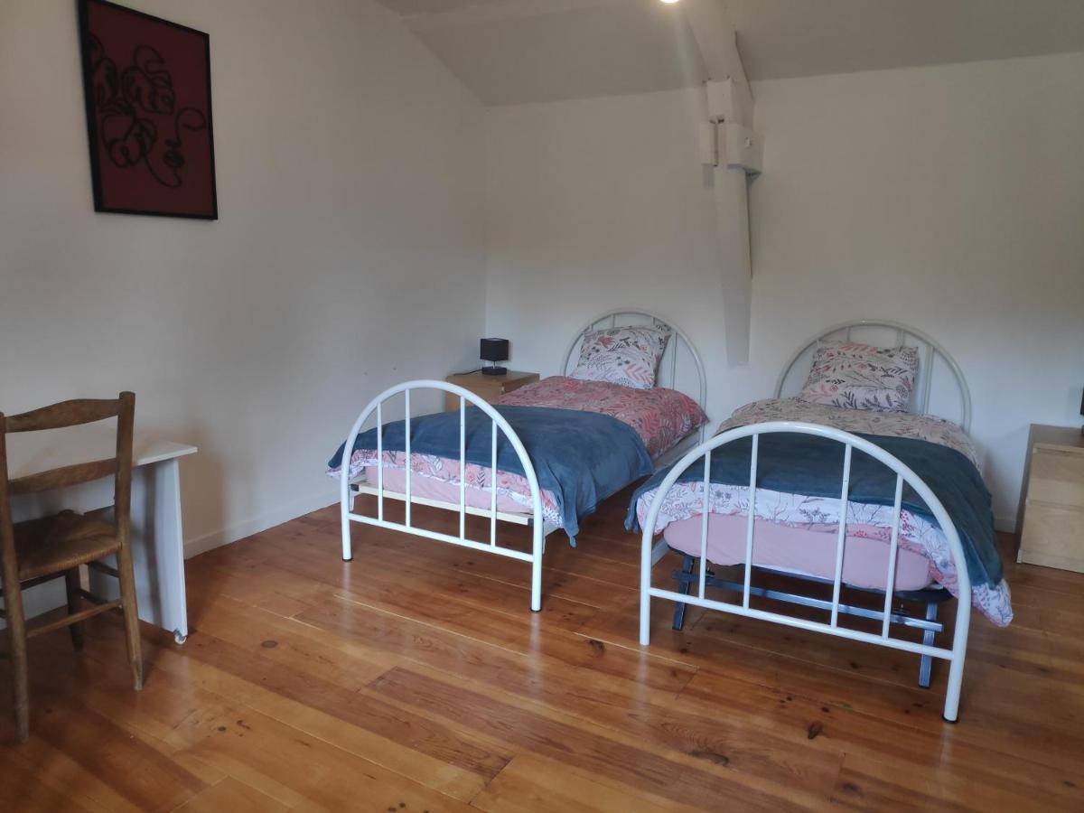 Maison 4 Personnes Caillac Zewnętrze zdjęcie