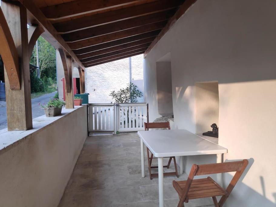 Maison 4 Personnes Caillac Zewnętrze zdjęcie